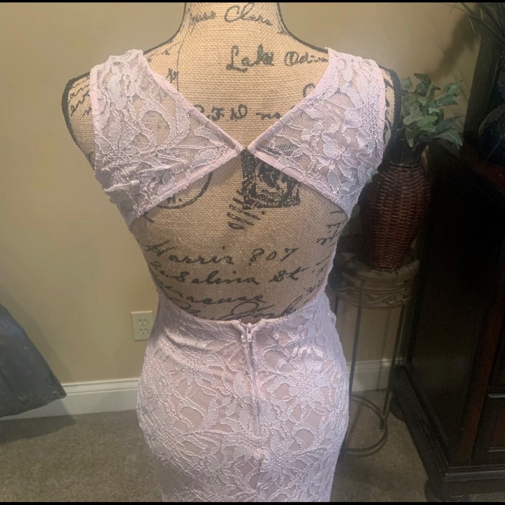 Beautiful soft pink gown.  Lots of Details!!! Sz 3 - Picture 6 of 6